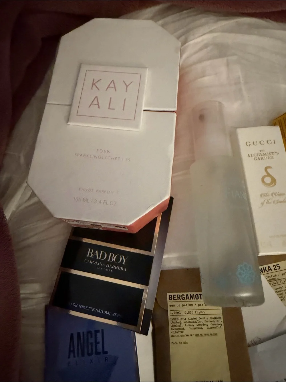 Assorted Beauty & Fragrance Sample Lot - Neutral, Pink, Gold Accents